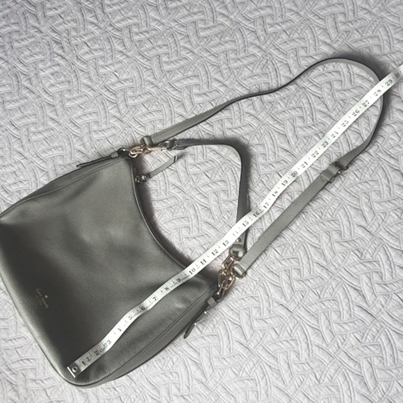 Kate Spade Leather Bag Light Gray Shoulder Crosbody Strap aprox 13x11x4.5 EUC - Picture 16 of 16